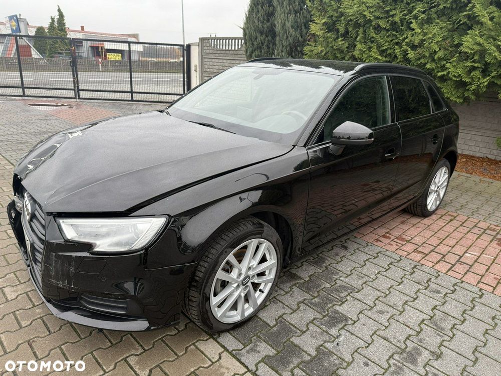 Audi A3 Sportback - 4