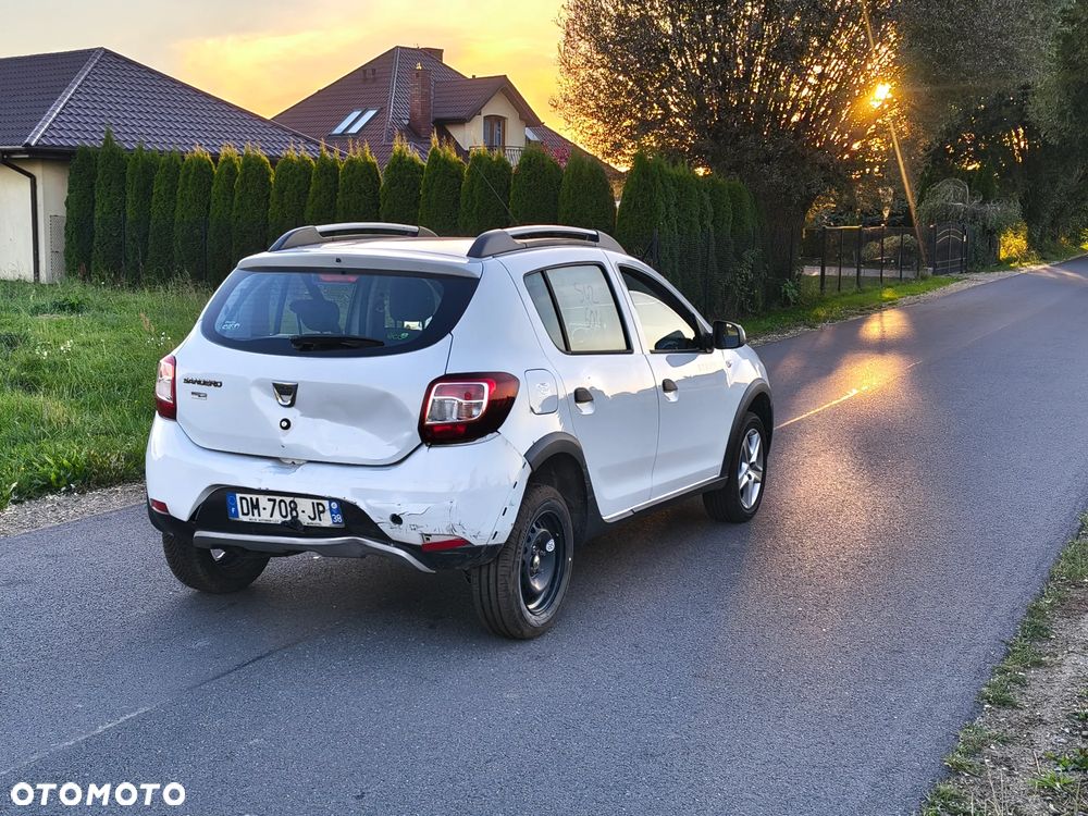 Dacia Sandero Stepway TCe 90 S&S Prestige - 4
