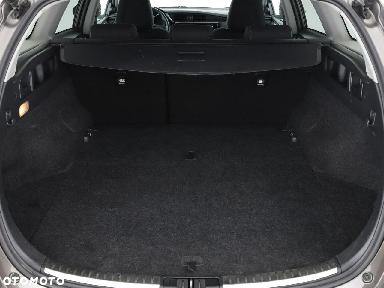 Toyota Auris 1.8 VVT-i Hybrid Automatik Edition - 20