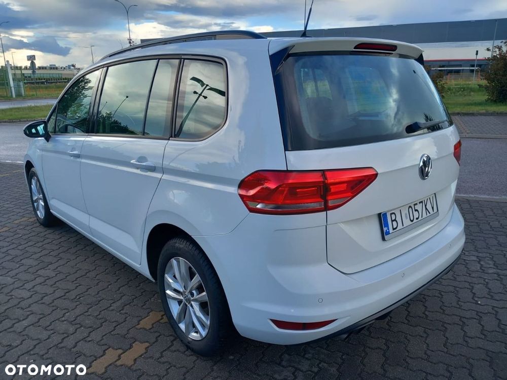 Volkswagen Touran 2.0 TDI SCR DSG Comfortline - 8