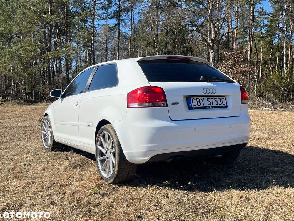 Audi A3 3-drzwiowe 2.0 TDI S Line Sportpaket plus - 4