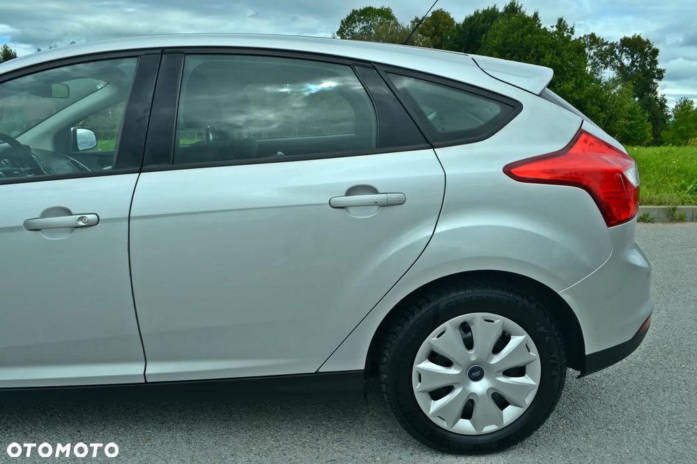 Ford Focus - 9