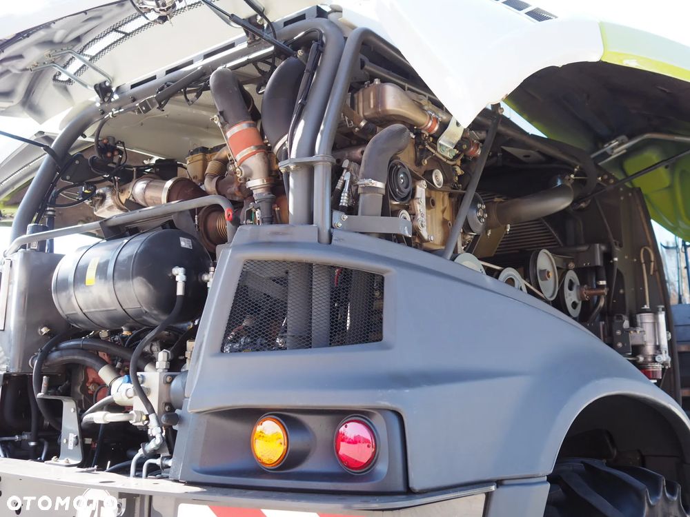 Claas Jaguar 870 - 12