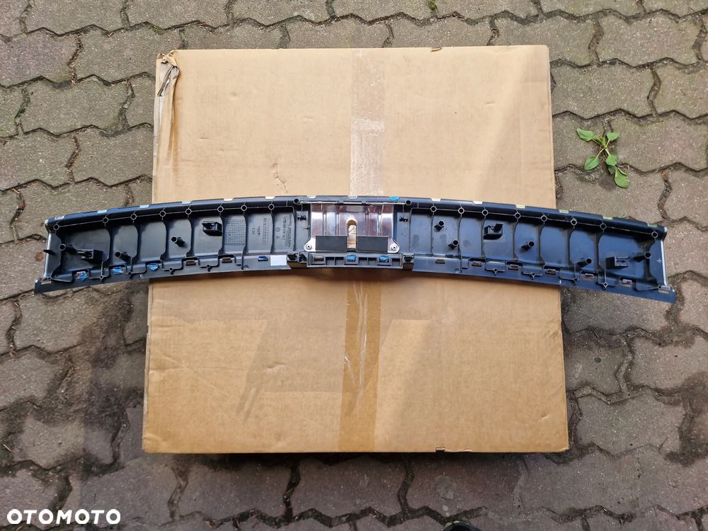 Volkswagen Touareg II Listwa Ozdoba Bagażnika 7P0863459E Zielona Góra - 2