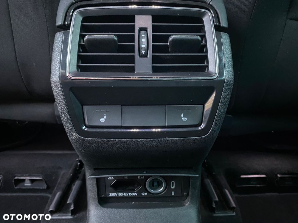 Skoda Karoq 1.5 TSI ACT 4x2 Style DSG - 12