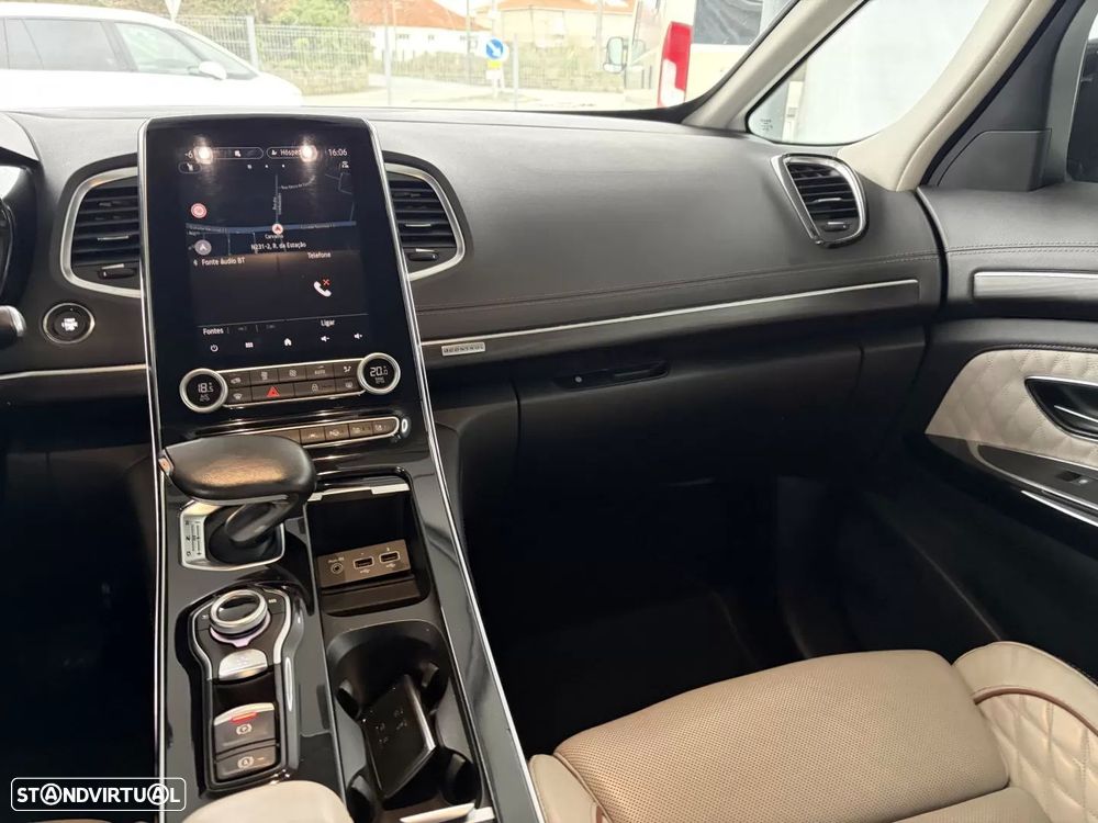 Renault Espace 2.0 dCi Initiale Paris 7L EDC - 13