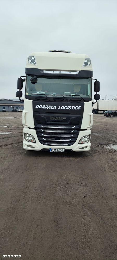 DAF DAF XF 460 Super Space Cab Low Deck Mega - 2