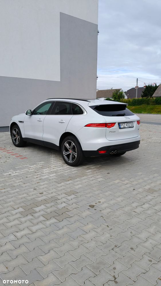 Jaguar F-Pace - 18