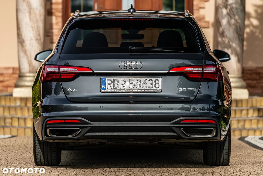 Audi A4 Avant 2.0 TDI ultra S tronic design - 16