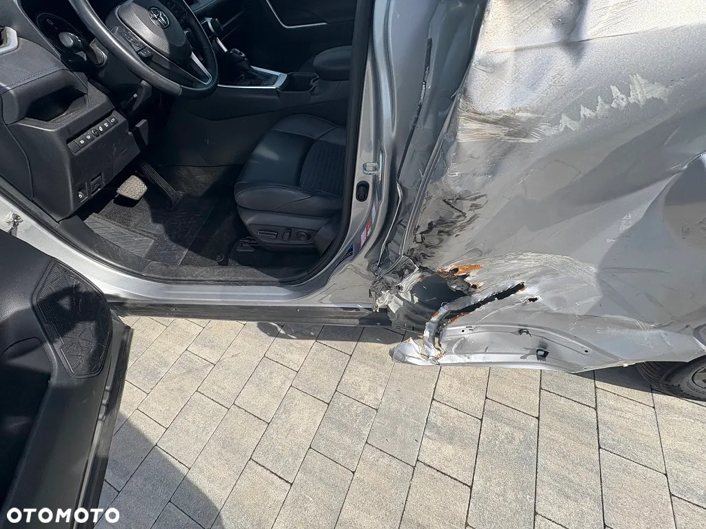Toyota RAV4 2.5 Hybrid Selection 4x2 - 17