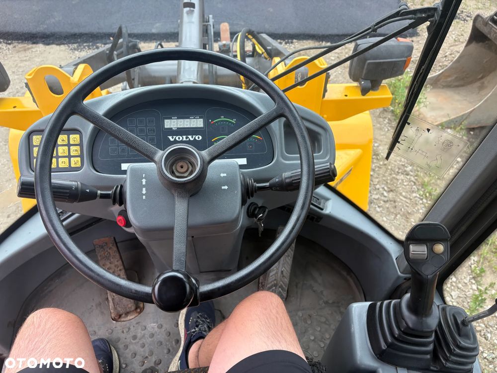 Volvo L30B Pro - 8