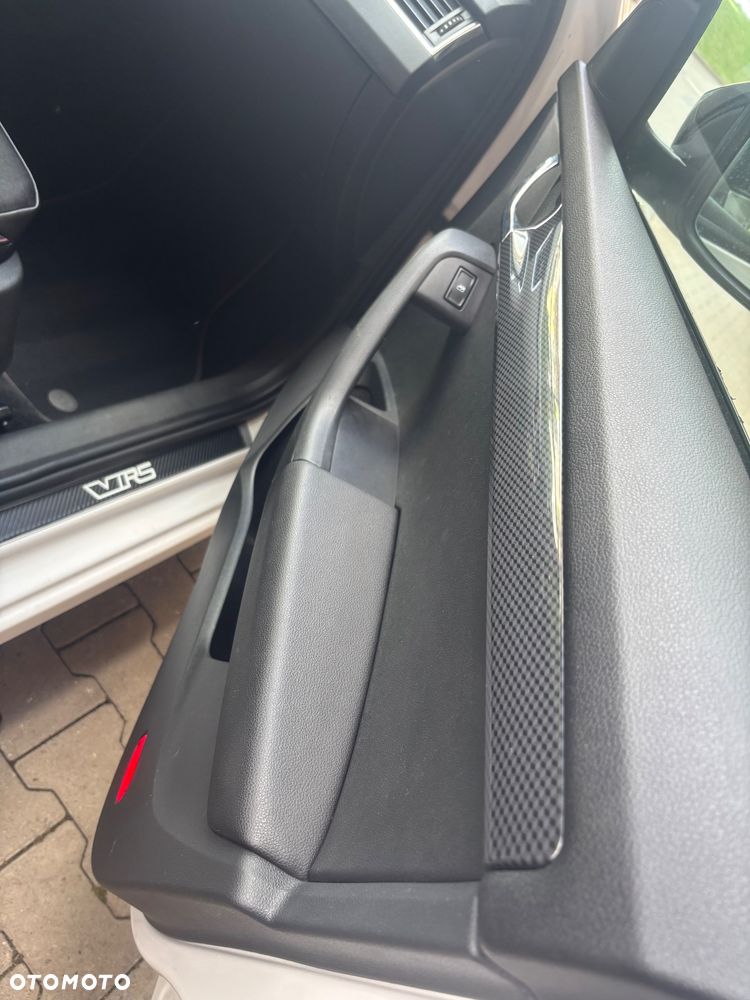 Skoda Octavia 2.0 TDI DSG RS - 18