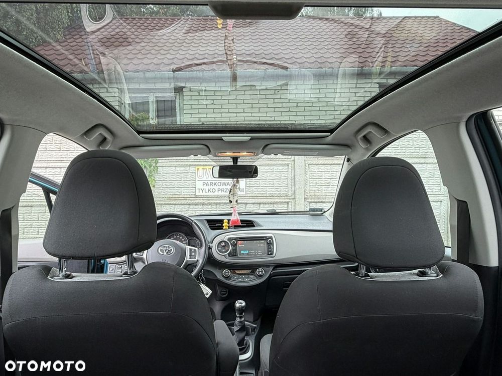 Toyota Yaris 1.33 Premium EU6 - 6