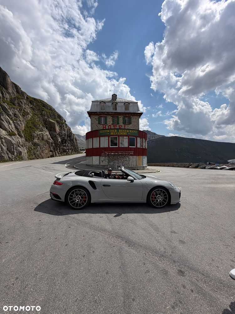 Porsche 911 - 8