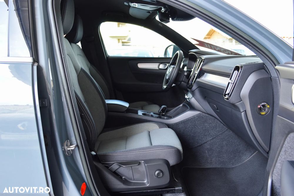 Volvo XC 40 Recharge T4 Twin Engine AT7 Inscription Expression - 32