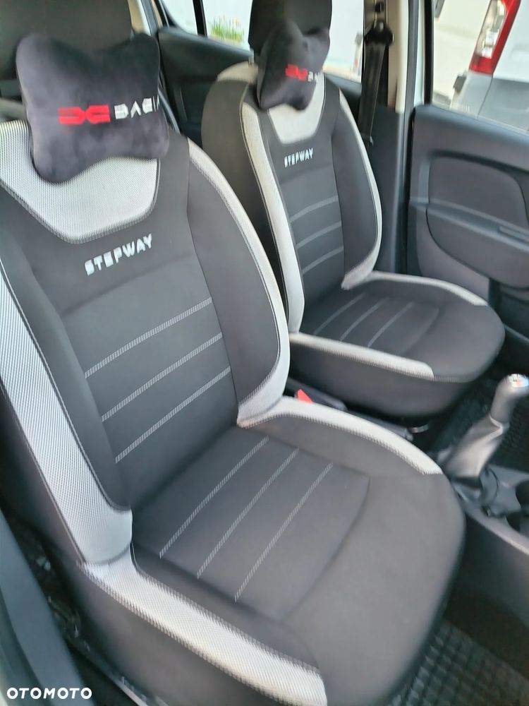 Dacia Sandero 1.0 SCe Laureate - 8