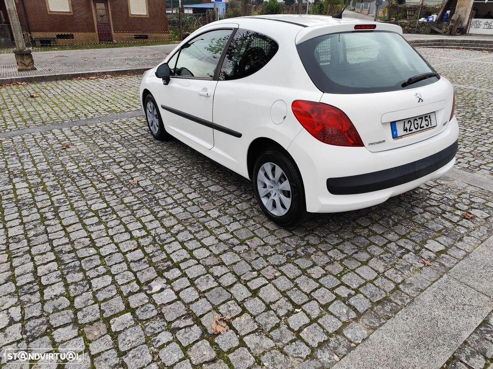 Peugeot 207 1.4 HDi Urban - 7