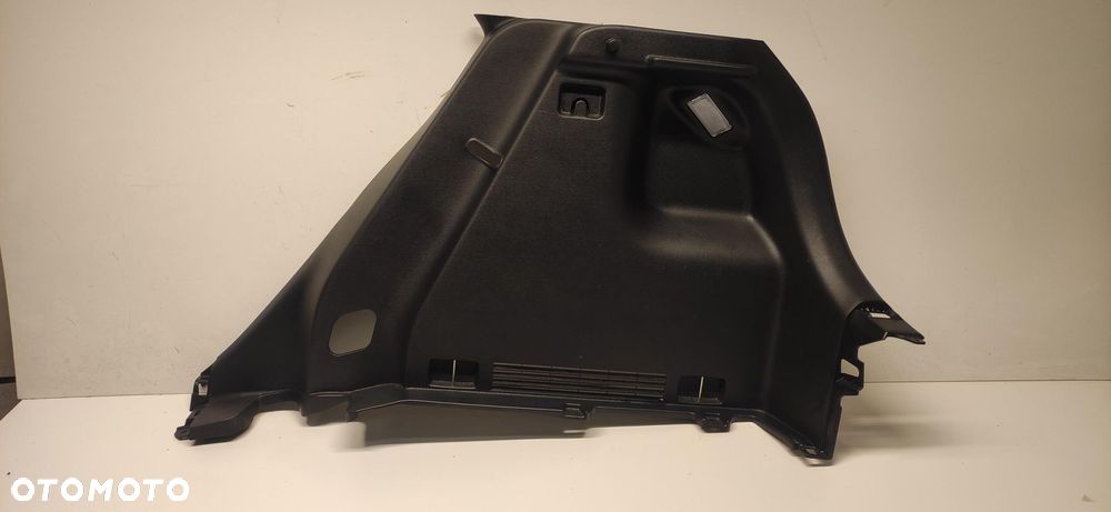 BOCZEK TAPICERKA BAGAŻNIKA PRAWY KIA RIO IV V 17-23 85732-H8000 - 1