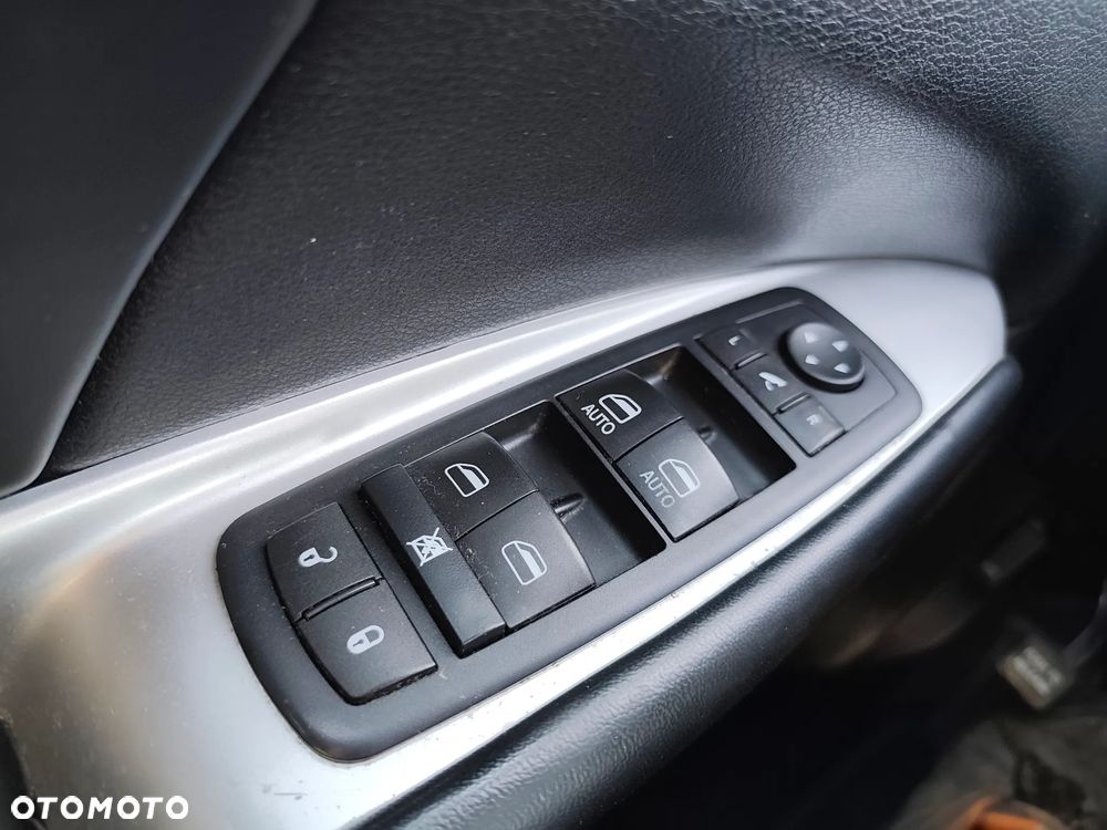Fiat Freemont 2.0 Multijet Lounge AWD - 10