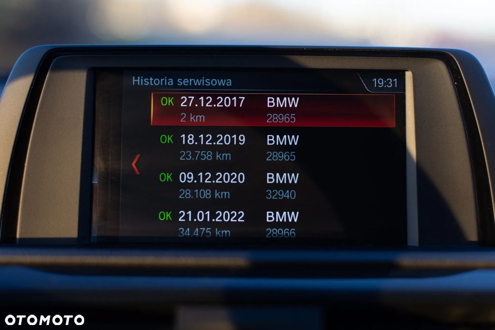 BMW Seria 1 120i Advantage - 9