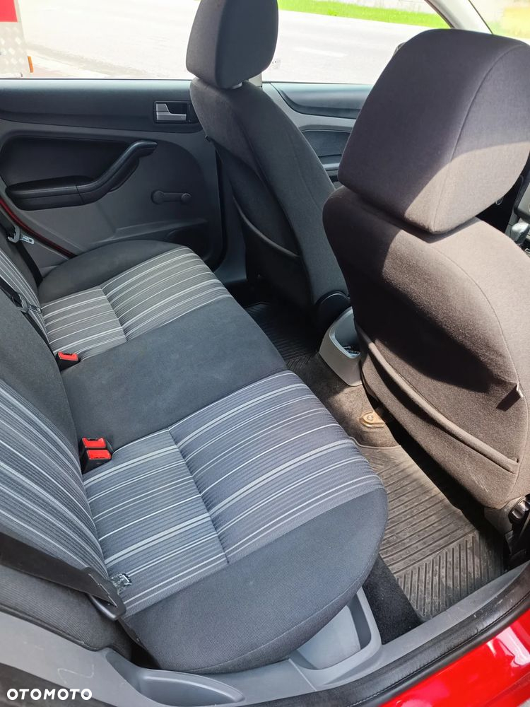 Ford Focus - 14