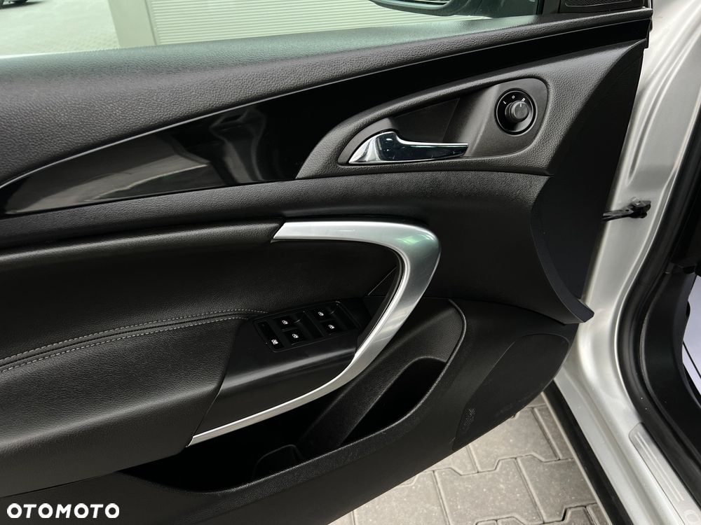 Opel Insignia 2.0 CDTI Cosmo - 24