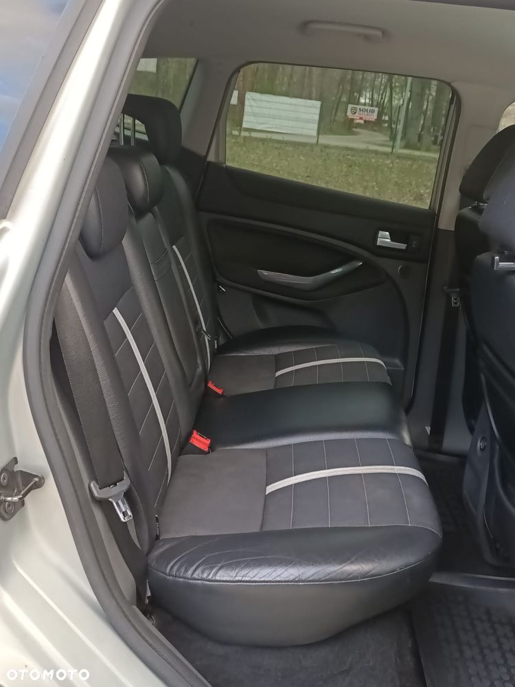 Ford Kuga 2.0 TDCi Titanium - 16