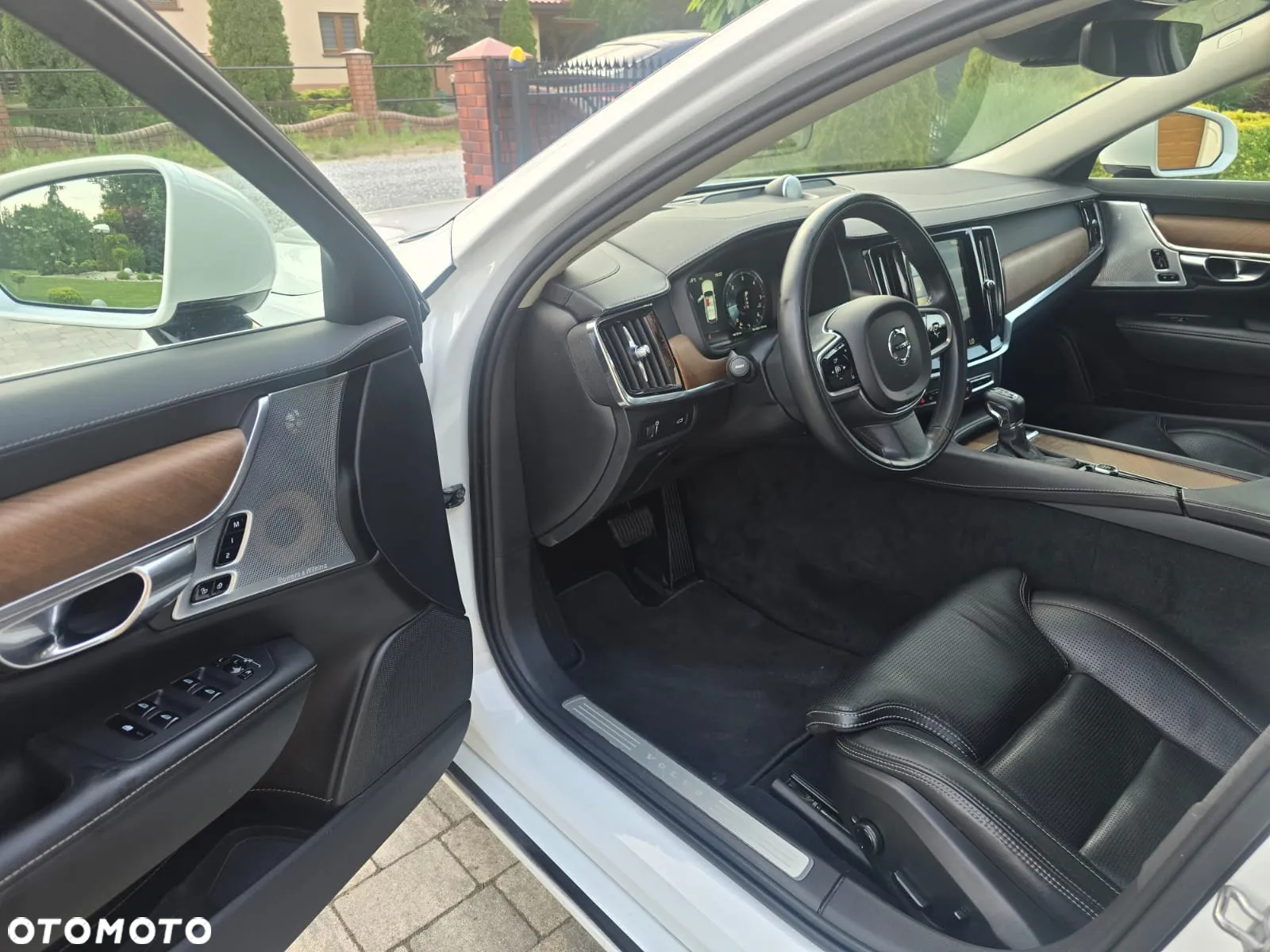 Volvo V90 D5 AWD Geartronic Inscription - 32