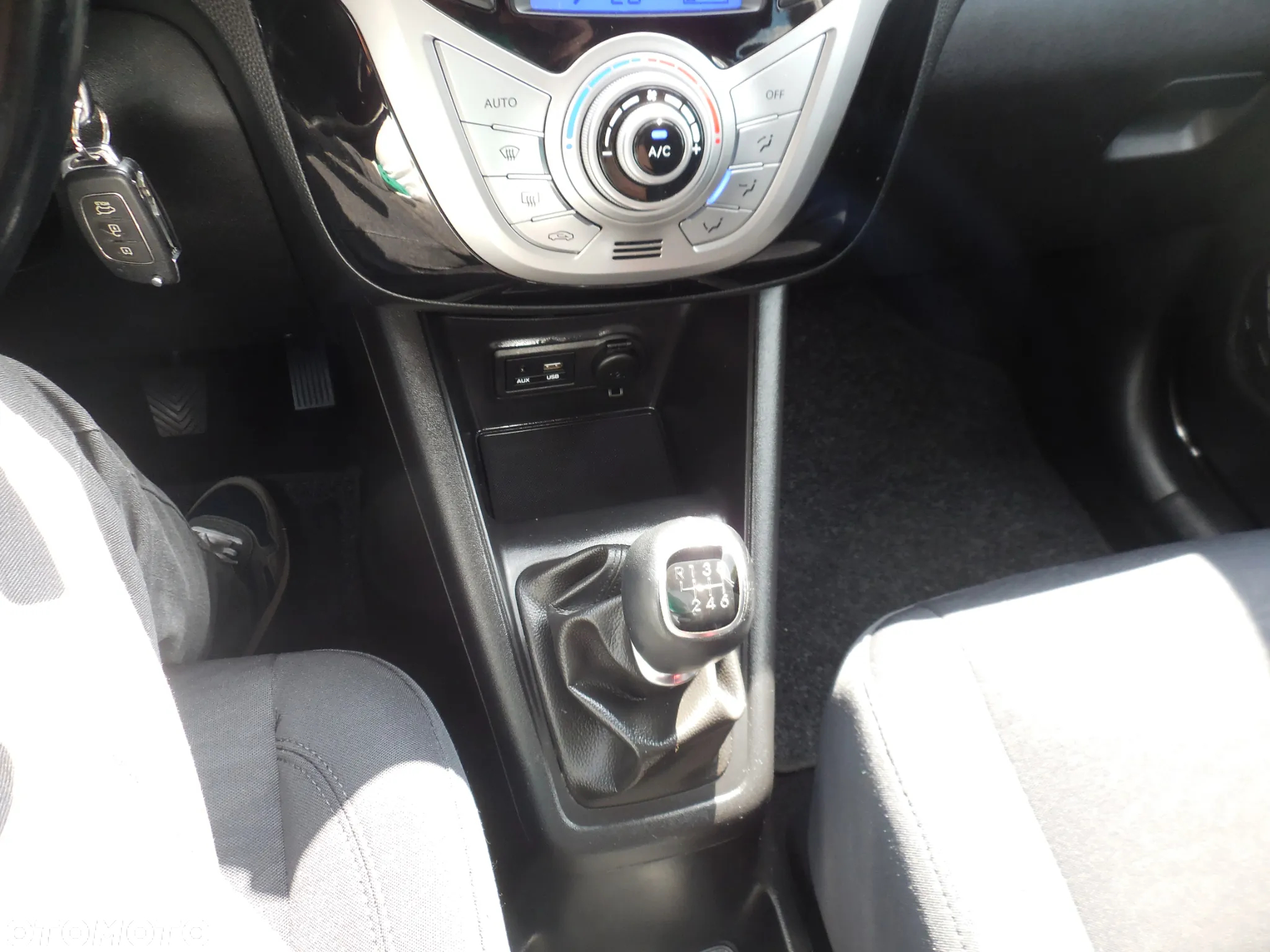 Hyundai ix20 - 22