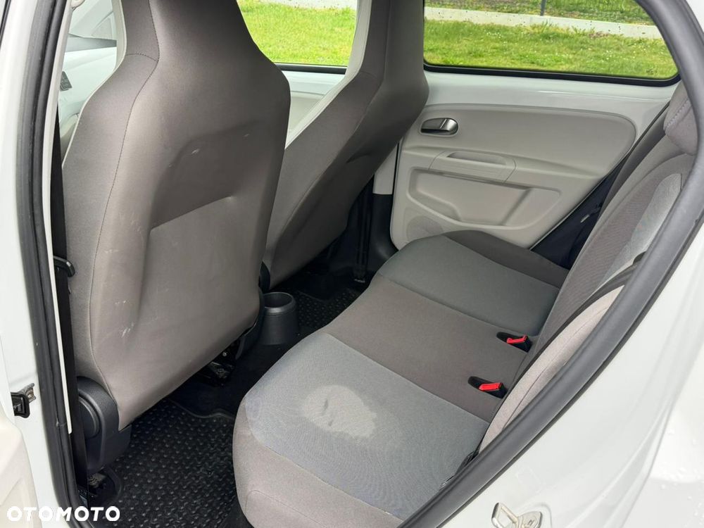 Volkswagen up! e-up - 15