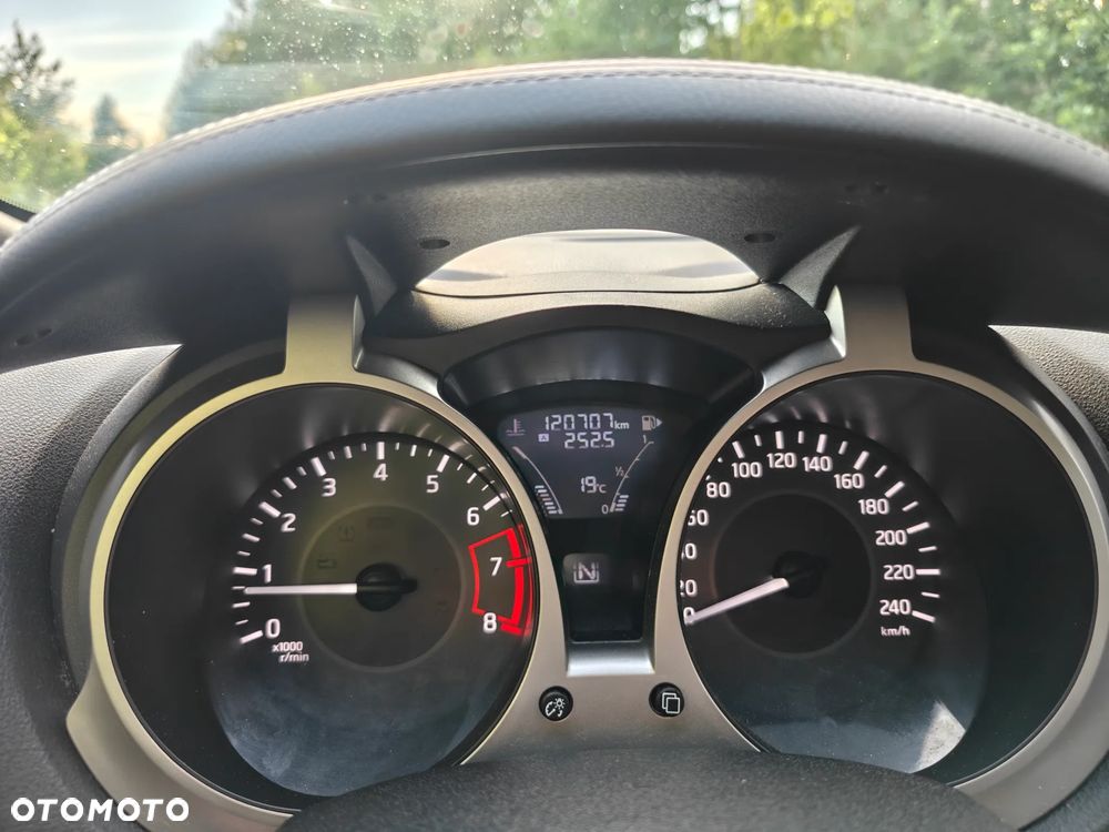 Nissan Juke 1.6 Tekna Xtronic - 23