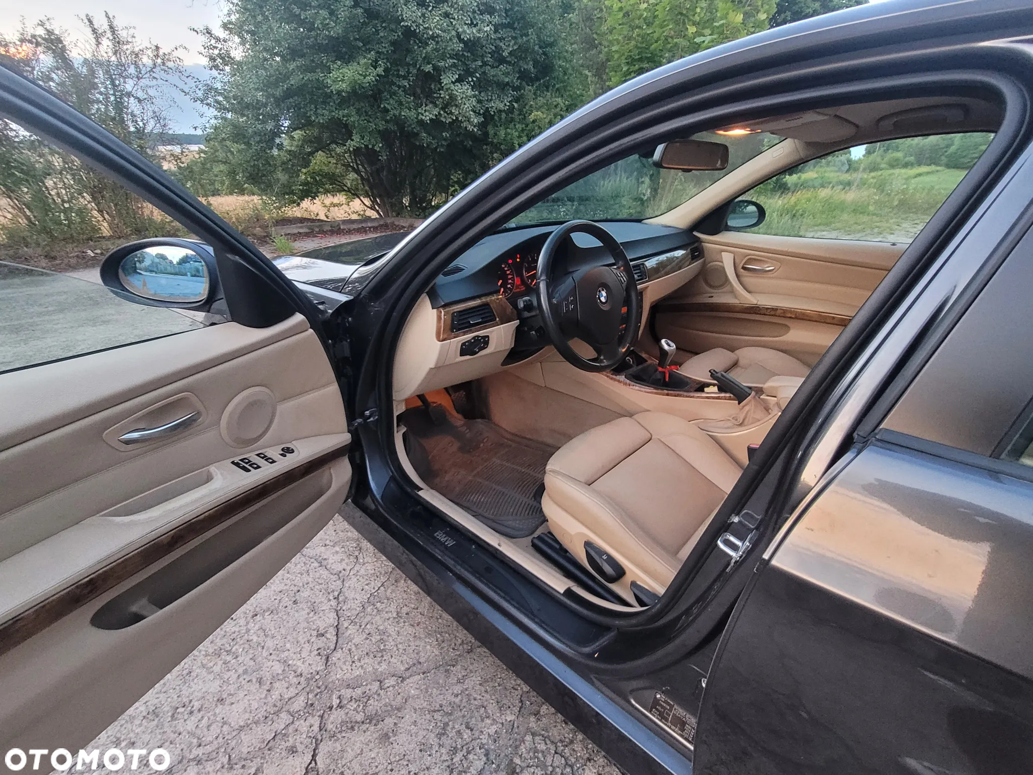 BMW Seria 3 320i - 3