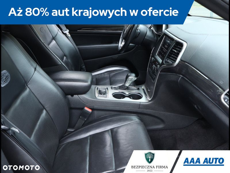 Jeep Grand Cherokee - 10