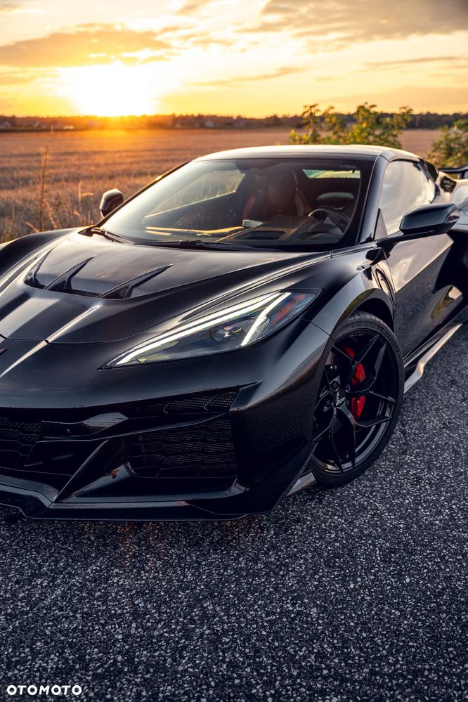 Chevrolet Corvette - 5