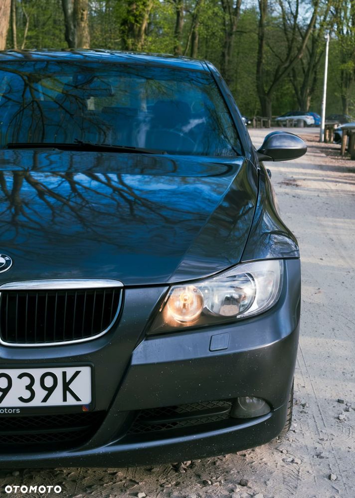 BMW Seria 3 330i - 1