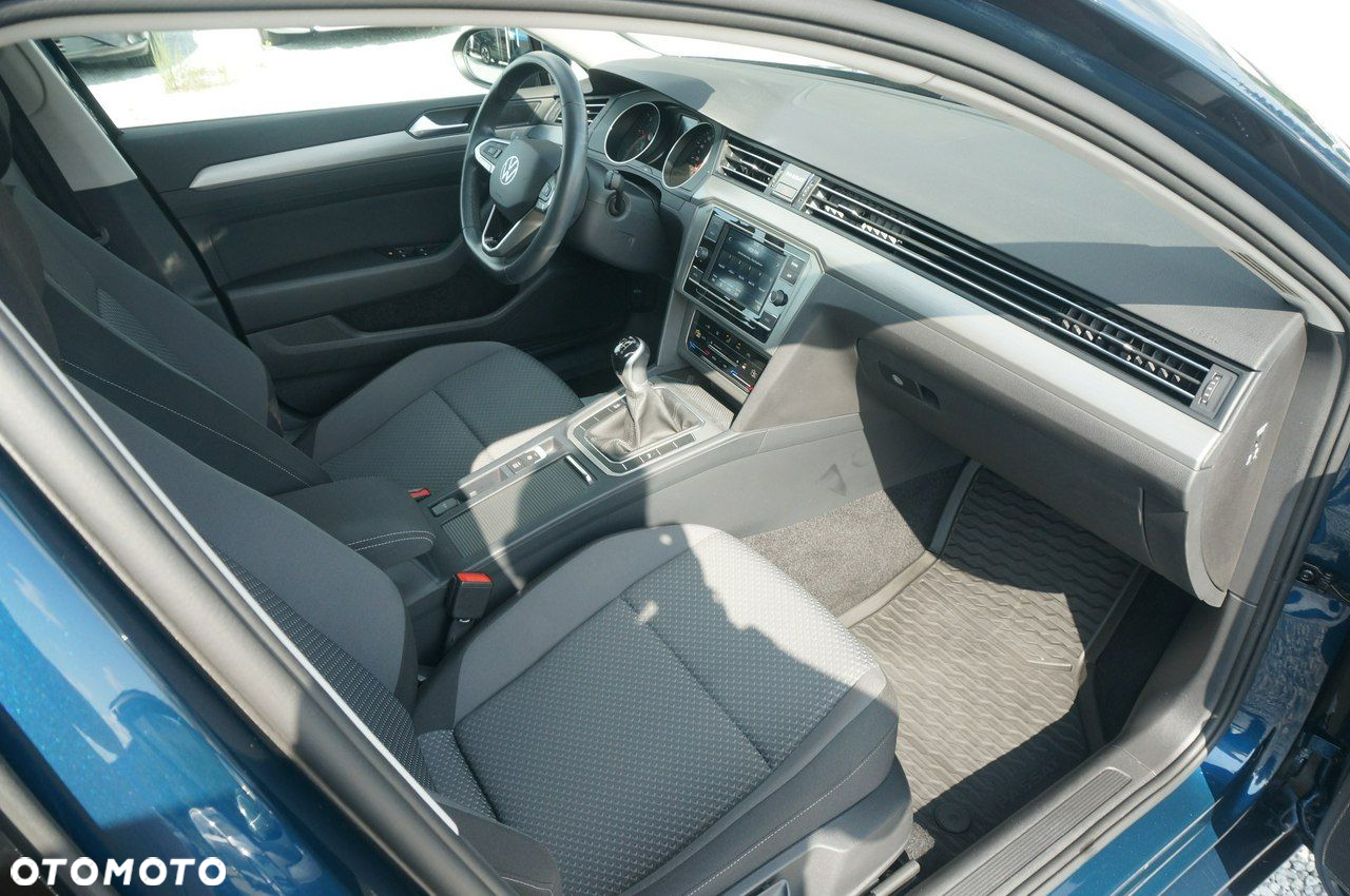 Volkswagen Passat 2.0 TDI EVO Essence - 27