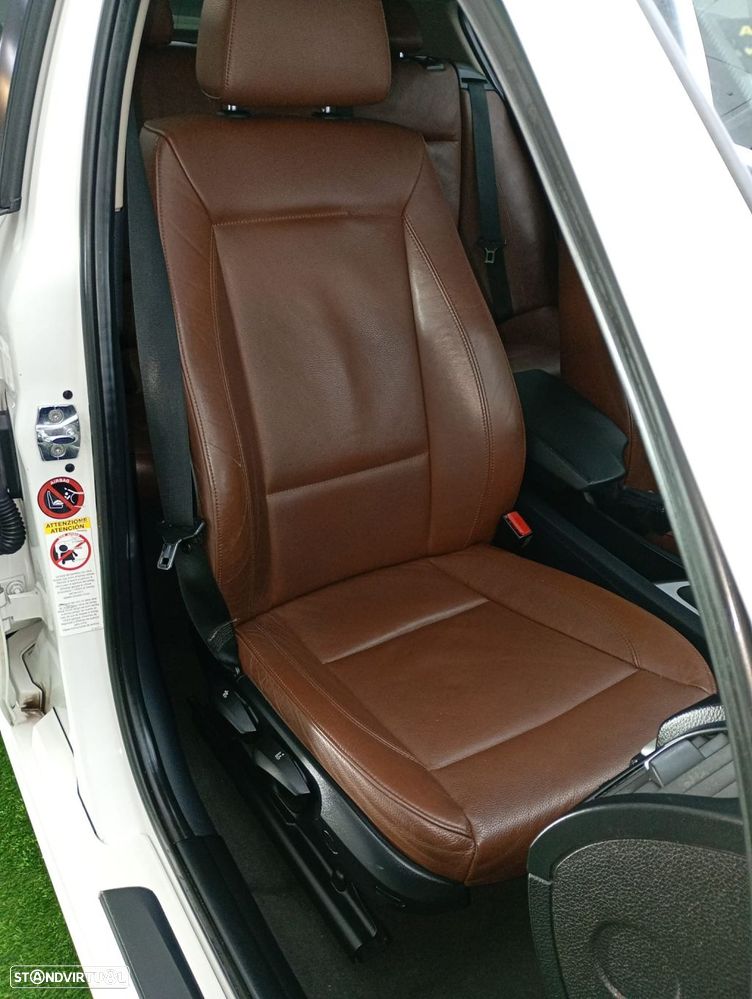 BMW 118 d Line Sport - 24