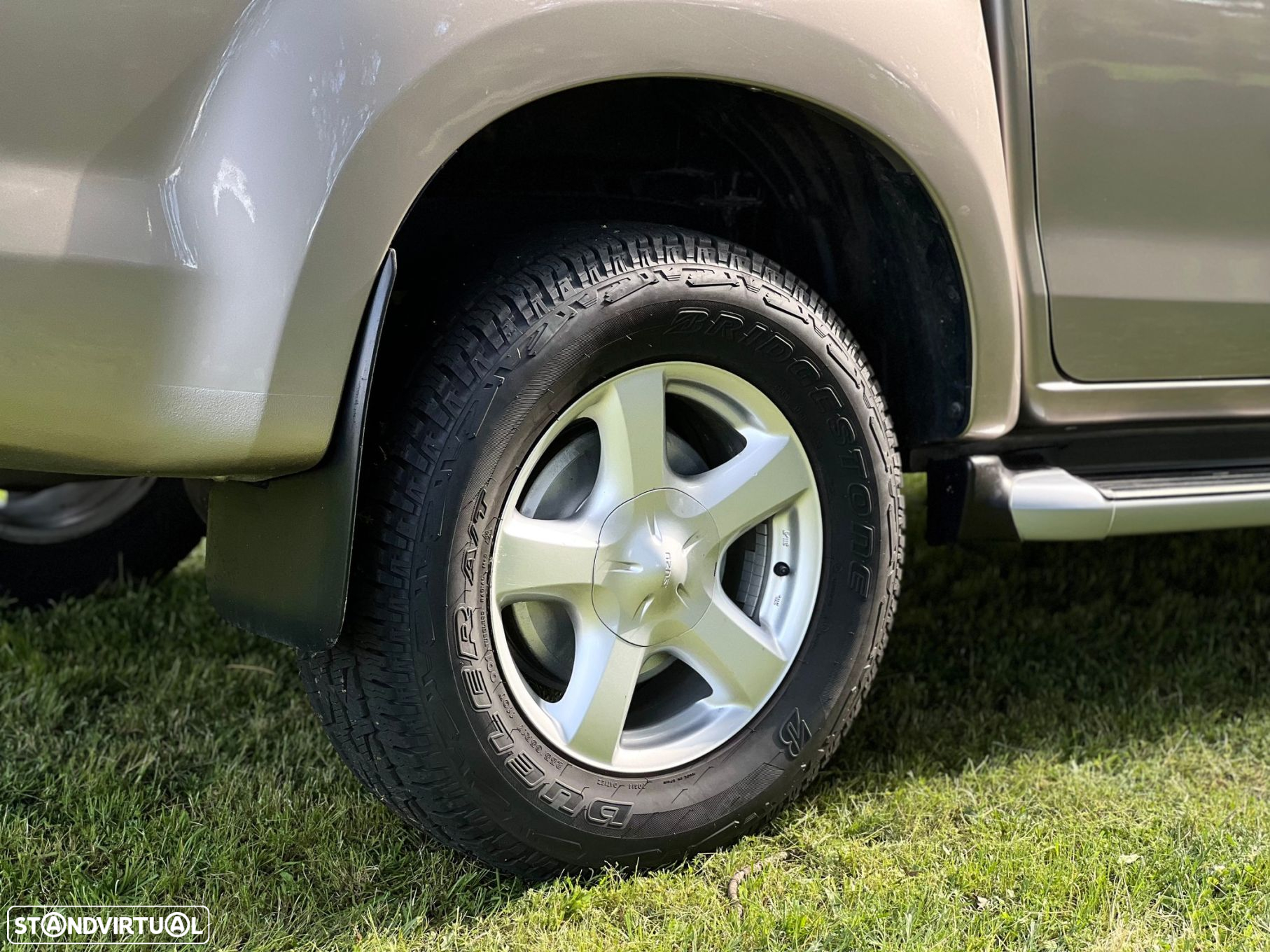Isuzu D-Max 2.5 DTi CD 4WD LS - 22