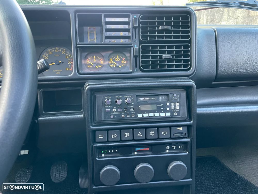 Lancia Delta 1.6 HF Turbo - 13