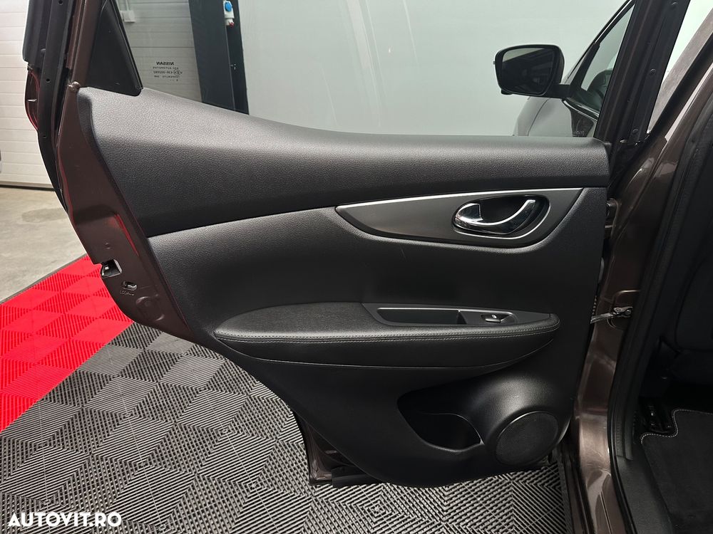 Nissan Qashqai 1.5 DCI N-CONNECTA - 22