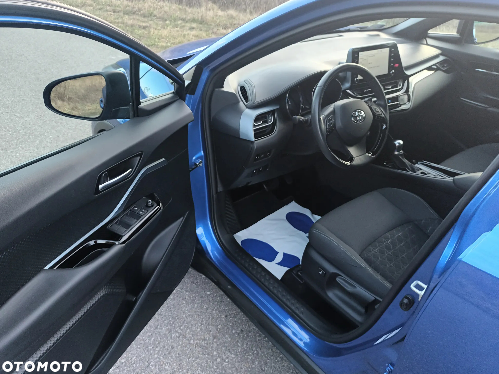 Toyota C-HR 2.0 Hybrid Style - 23