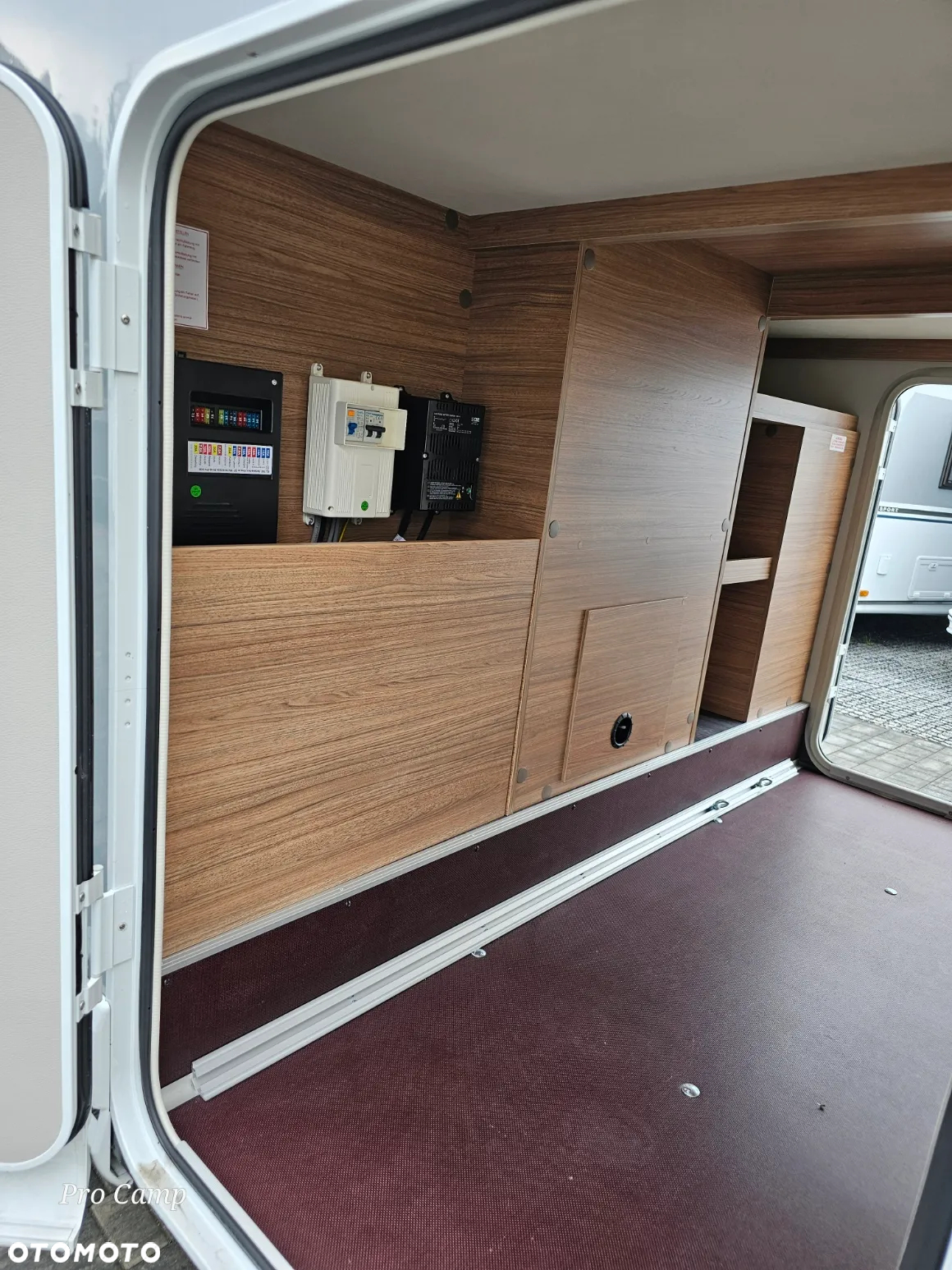 KNAUS VAN WAVE MAN 640 MEG VANSATION - 25