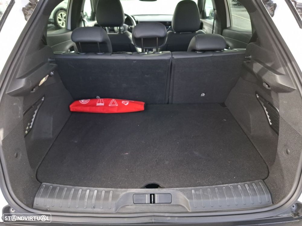 Alfa Romeo Junior 1.2 Speciale eDCT6 - 7