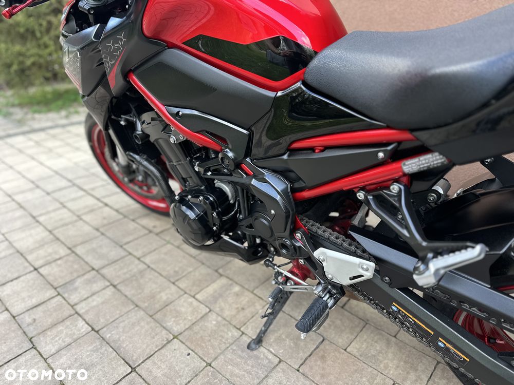 Kawasaki Z 900 - 27