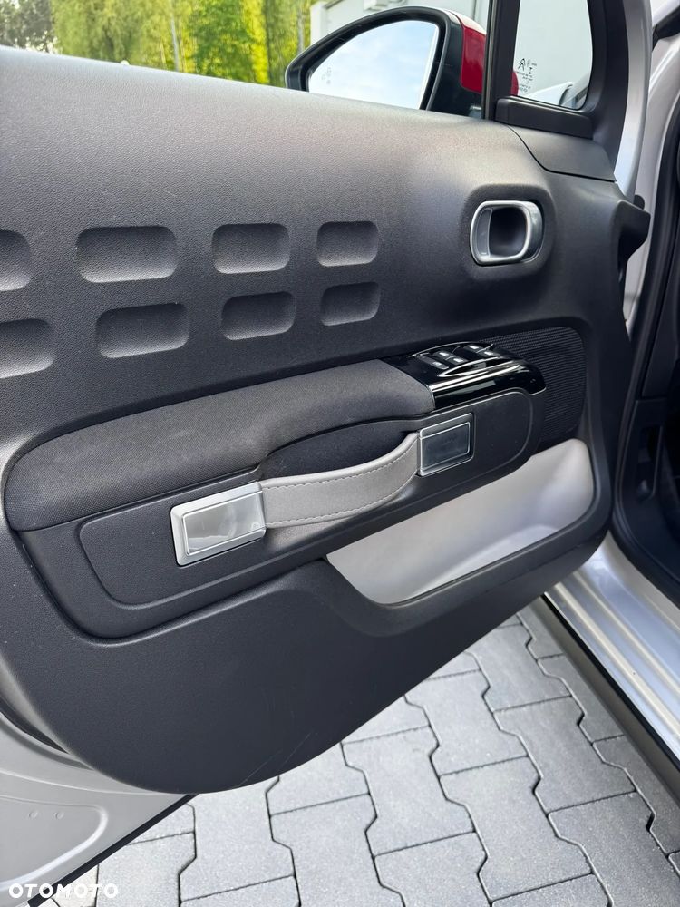 Citroën C3 BlueHDi 100 S&S FEEL - 17