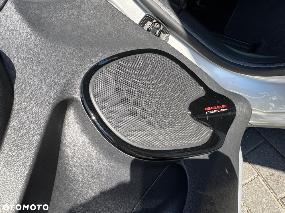 Renault Clio 1.2 Energy TCe Limited 2018 EDC - 16