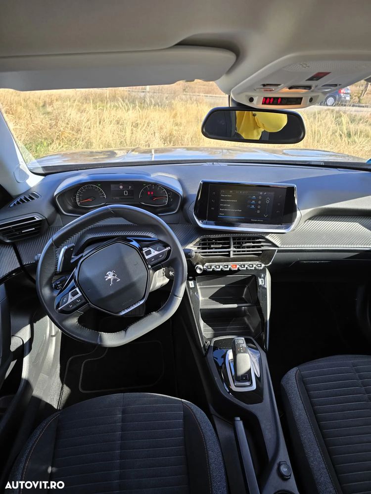 Peugeot 2008 1.5 BlueHDI STT EAT8 Allure - 13