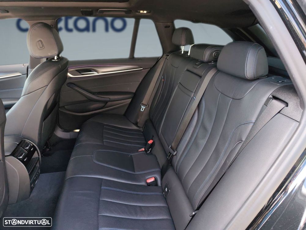 BMW 520 e Pack M - 14