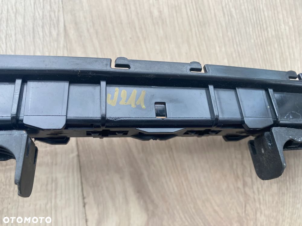 ŚWIATŁO LAMPA STOP STOPU MERCEDES W211 156439 - 7