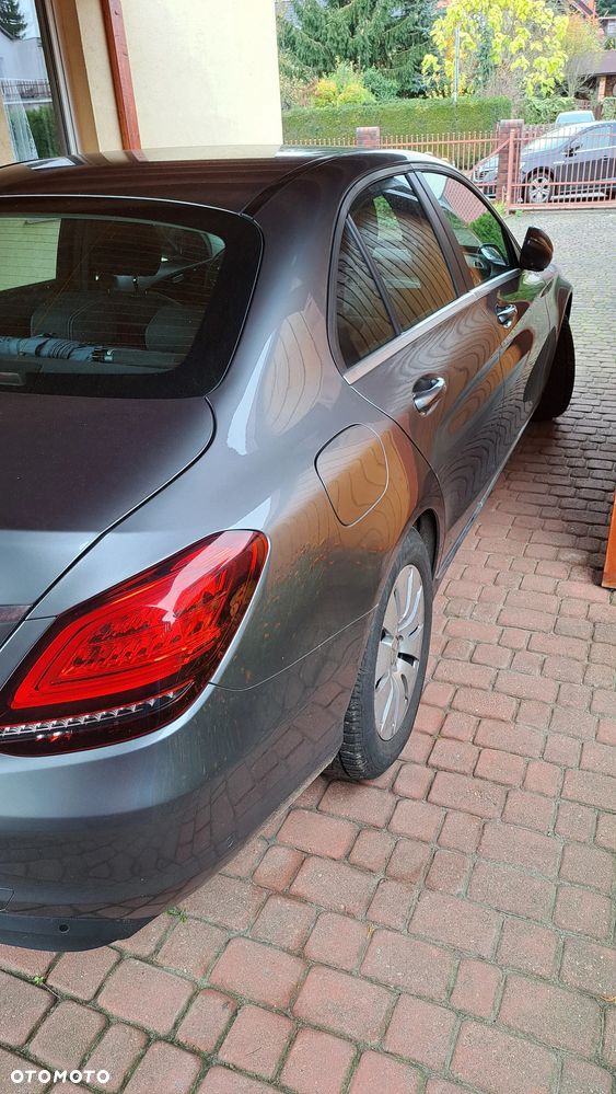 Mercedes-Benz Klasa C 220 d 9G-TRONIC - 10